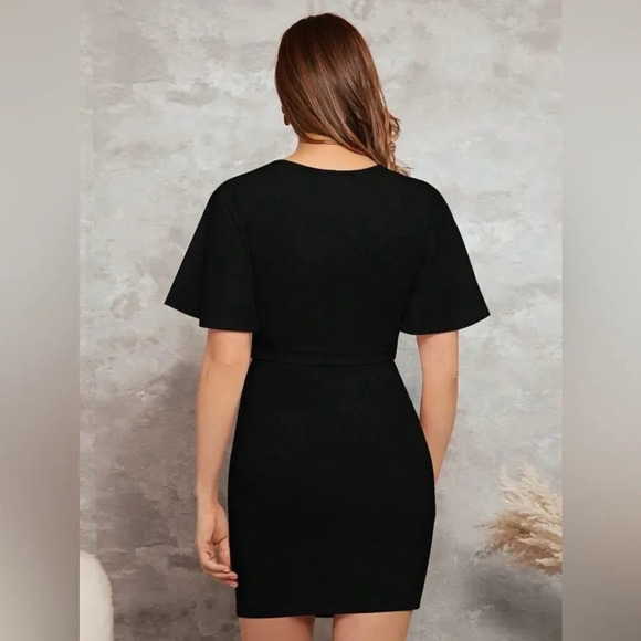 SHEIN Clasi Surplice Neck Butterfly Sleeve Belted Bodycon Dress - Picture 2 of 7